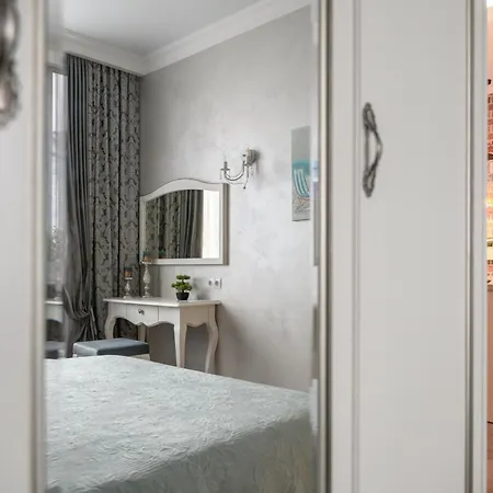 Arkadia Plaza Design Apartment *