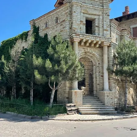 Apartment Arkadia Plaza Design